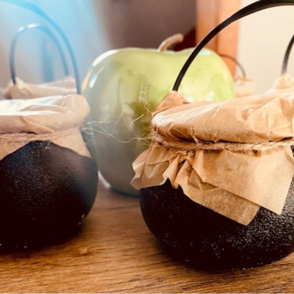 Cauldron Bath Bomb